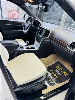 جیپ گراند شیرۆکی